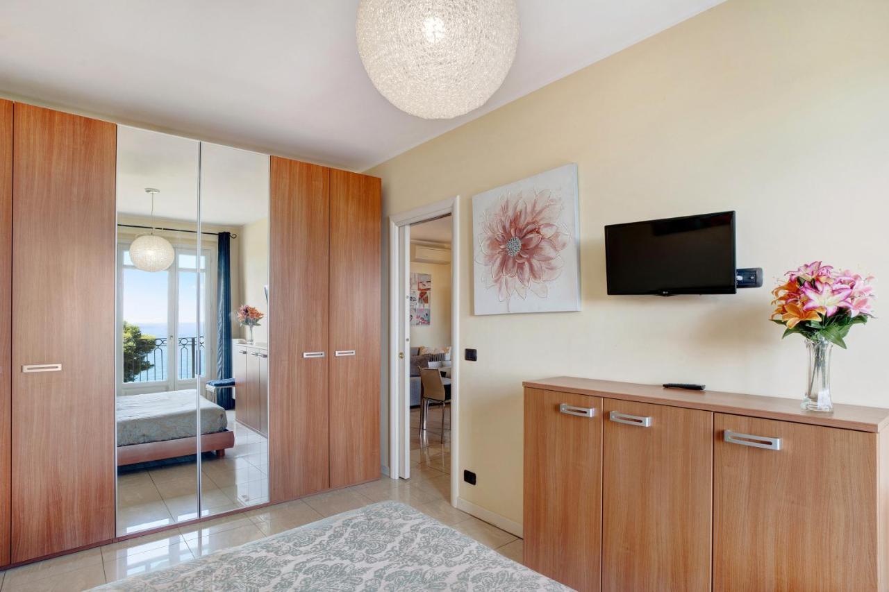 Casa Miradore 600 Mt Dal Mare Imperia Extérieur photo